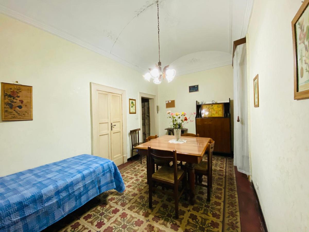 Zu Pippo'S House Apartment Catania Exterior photo